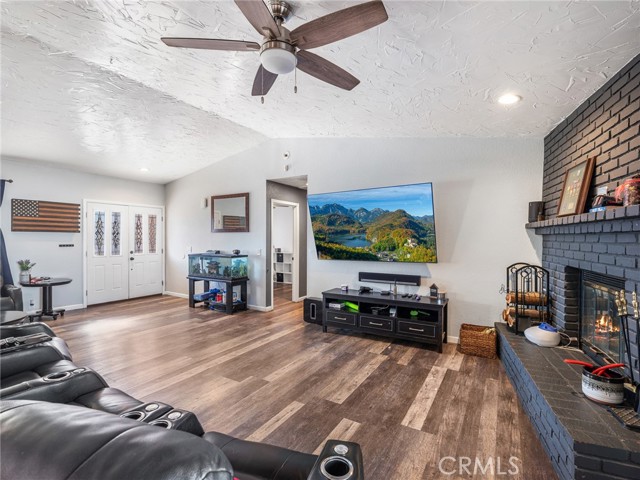 Detail Gallery Image 18 of 41 For 13826 Wawona, Apple Valley,  CA 92307 - 3 Beds | 2 Baths