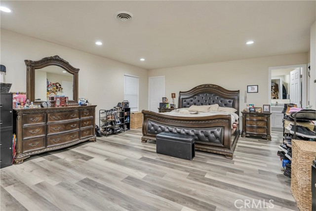 Detail Gallery Image 8 of 16 For 6932 Meadowbrook Dr, Clearlake,  CA 95422 - 3 Beds | 2 Baths