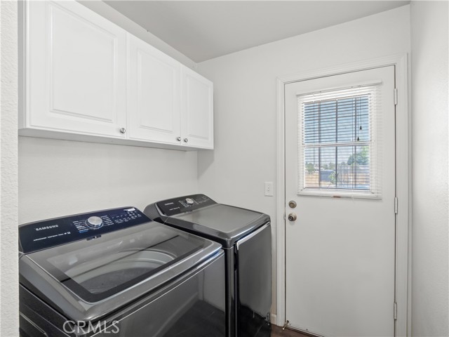 16099 Karen Road, Madera CA: https://media.crmls.org/medias/bb504512-e988-4974-b4c8-75b7828ccb7f.jpg