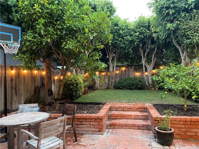 2120 Prospect Avenue, Hermosa Beach, California 90254, 3 Bedrooms Bedrooms, ,2 BathroomsBathrooms,Residential,Sold,Prospect,SB22188872