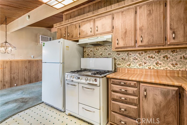 Detail Gallery Image 12 of 29 For 13205 Benson Ave, Chino,  CA 91710 - 4 Beds | 2 Baths