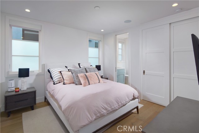 Detail Gallery Image 13 of 30 For 418 Larkspur, Corona Del Mar,  CA 92625 - 4 Beds | 4 Baths