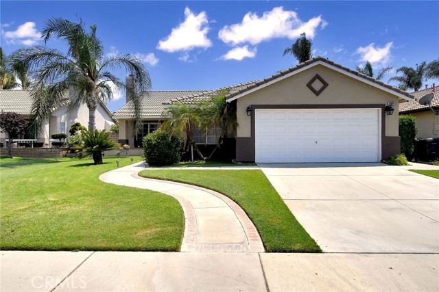 Detail Gallery Image 1 of 31 For 8844 Morgan Trail Dr, Jurupa Valley,  CA 92509 - 4 Beds | 2 Baths