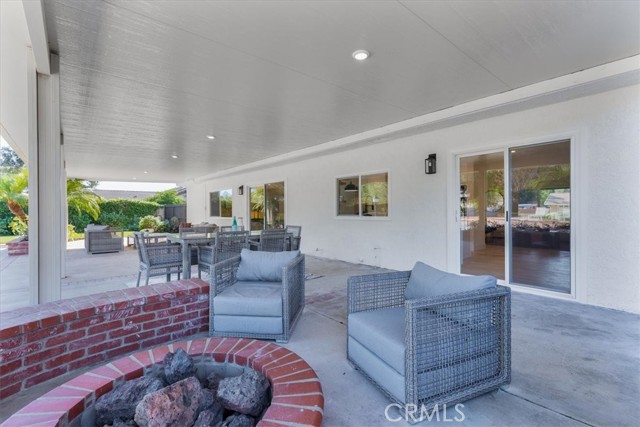 Detail Gallery Image 44 of 49 For 10900 Remmet Ave, Chatsworth,  CA 91311 - 5 Beds | 3 Baths