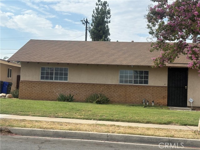 Detail Gallery Image 5 of 40 For 878 E Holly St, Rialto,  CA 92376 - 4 Beds | 3 Baths