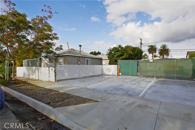 Detail Gallery Image 5 of 21 For 8029 Priscilla, Downey,  CA 90242 - 1 Beds | 1 Baths