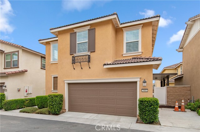 Detail Gallery Image 3 of 27 For 5901 Oatfield Ave, Corona,  CA 92880 - 3 Beds | 2/1 Baths