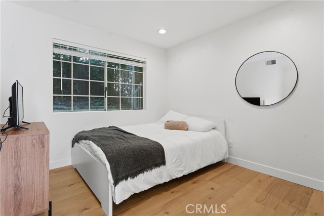 Detail Gallery Image 37 of 51 For 5501 Fairgrange Dr, Agoura Hills,  CA 91301 - 6 Beds | 3 Baths