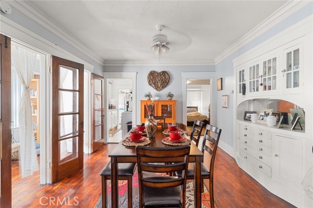 841 Cherry Avenue, Long Beach CA: https://media.crmls.org/medias/bb5657d7-cada-4f90-be79-6950598142aa.jpg