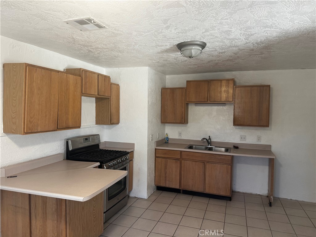 MLS #JT25084804 image #6