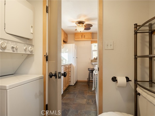 Detail Gallery Image 22 of 31 For 39051 Rim of the World Dr, Fawnskin,  CA 92333 - 1 Beds | 1 Baths