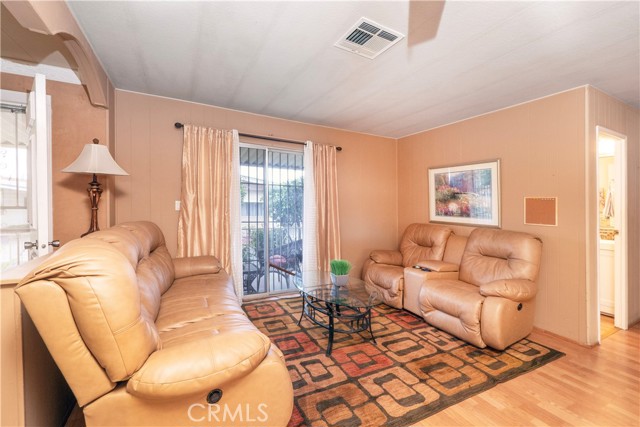 Detail Gallery Image 19 of 47 For 11730 Whittier Bld #40,  Whittier,  CA 90601 - 2 Beds | 2 Baths