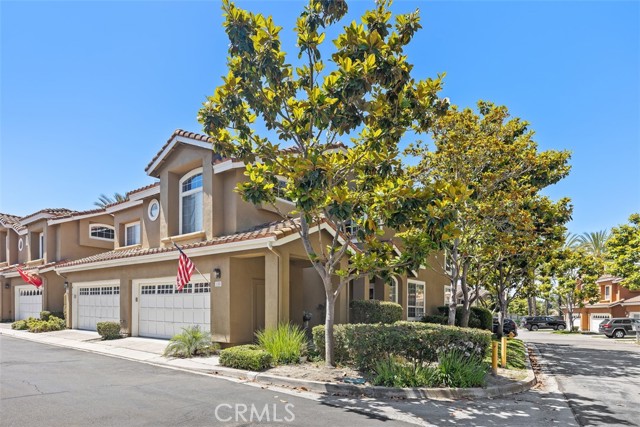 Detail Gallery Image 1 of 21 For 180 Matisse Cir, Aliso Viejo,  CA 92656 - 4 Beds | 2/1 Baths