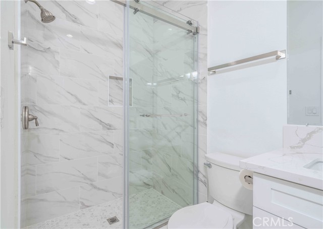 Detail Gallery Image 15 of 21 For 2722 Martha Ave, Torrance,  CA 90501 - 2 Beds | 2 Baths