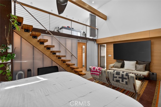 Detail Gallery Image 33 of 62 For 219 Colton, Newport Beach,  CA 92663 - 4 Beds | 3 Baths