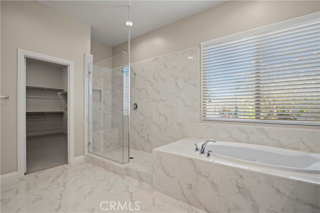 Detail Gallery Image 8 of 33 For 11501 Cloverfield Cir, Bakersfield,  CA 93311 - 5 Beds | 4/1 Baths