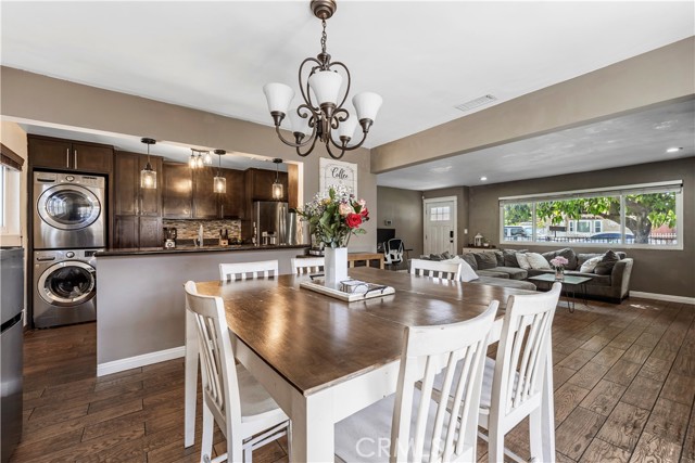 Detail Gallery Image 9 of 50 For 11367 Pope Ave, Lynwood,  CA 90262 - – Beds | – Baths