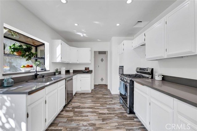 9817 Wornom Avenue, Burbank, CA, 91040 9817 Wornom Avenue, Burbank, CA, 91040