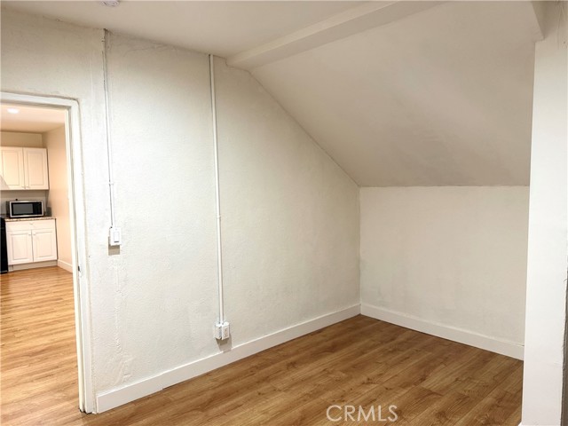 Detail Gallery Image 9 of 13 For 22942 Cass Ave, Woodland Hills,  CA 91364 - 0 Beds | 1 Baths