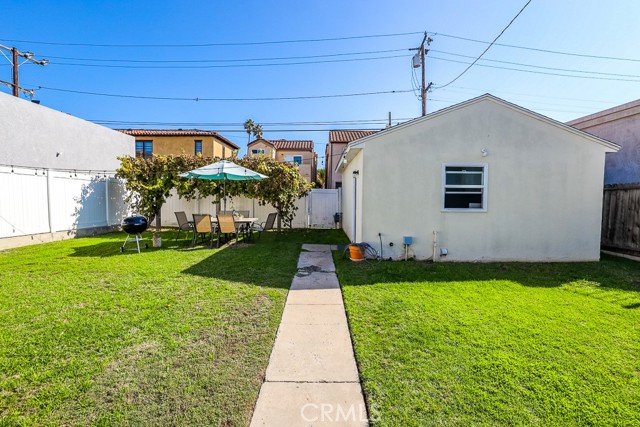 Detail Gallery Image 22 of 29 For 520 12th St, Huntington Beach,  CA 92648 - 2 Beds | 1 Baths