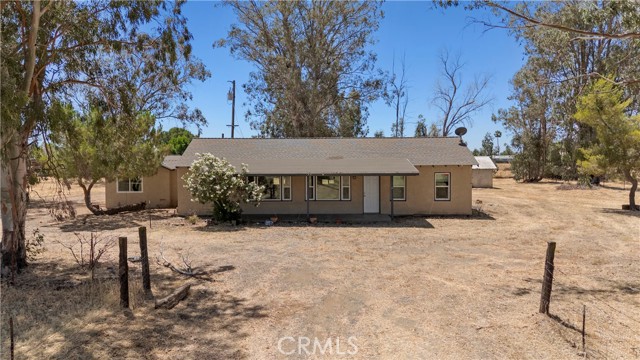 857 Nelson Avenue, Oroville CA: https://media.crmls.org/medias/bb591068-8d36-42d0-ad97-3513f70c2eee.jpg