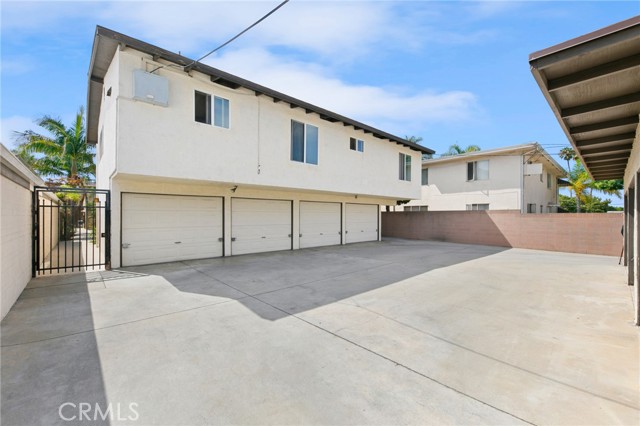 651 46th Street, Long Beach, California 90807, ,Multi-Family,For Sale,46th,PW24210020