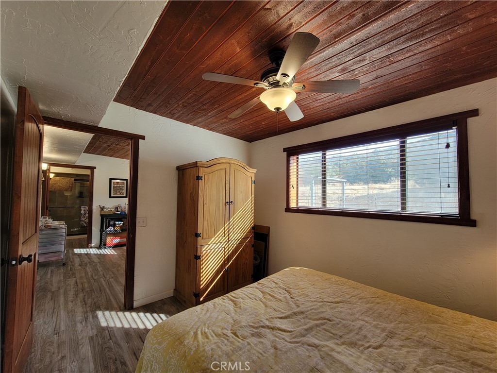 60861 Burnt Valley Road