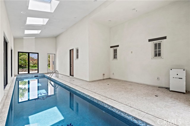 2535 Bronzewood Drive, Tustin CA: https://media.crmls.org/medias/bb59a6bd-992f-4568-a27c-14dd4518c4ef.jpg