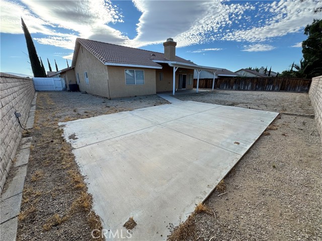 Detail Gallery Image 8 of 19 For 38602 Cortina Way, Palmdale,  CA 93550 - 4 Beds | 2 Baths