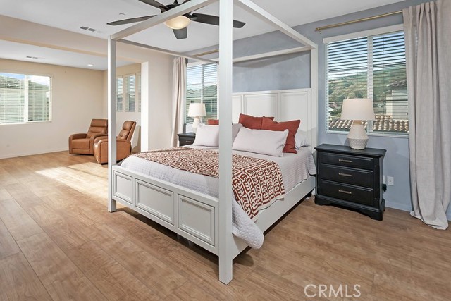 Detail Gallery Image 4 of 11 For 271 Rose St, Fillmore,  CA 93015 - 4 Beds | 4/1 Baths