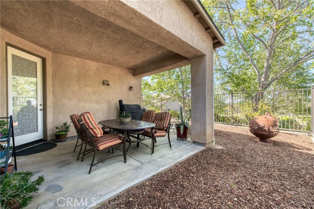Detail Gallery Image 32 of 47 For 5272 W King Fisher Ln, Fresno,  CA 93722 - 4 Beds | 2/1 Baths