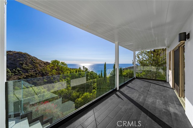 Detail Gallery Image 28 of 53 For 685 Nyes Pl, Laguna Beach,  CA 92651 - 3 Beds | 2/1 Baths