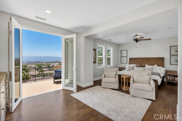 24234 Reyes Adobe Way, Valencia CA: https://media.crmls.org/medias/bb5d7c03-d837-494f-9b07-38f3db2e964f.jpg