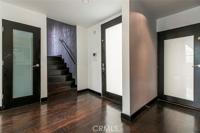 22619 Holanda Road, Woodland Hills CA: https://media.crmls.org/medias/bb5d8d39-9db9-4580-aa6f-ecf7074faa42.jpg