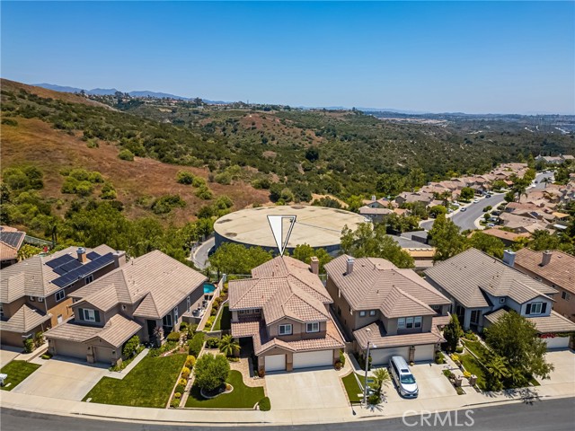 14 Celonova Place, Lake Forest CA: https://media.crmls.org/medias/bb5df7b8-a55d-40cd-8f45-5df05d915218.jpg
