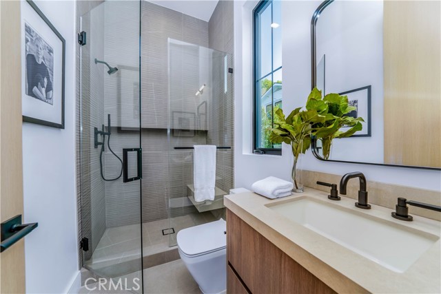 Detail Gallery Image 51 of 62 For 12207 Valleyheart Dr, Studio City,  CA 91604 - 6 Beds | 6/1 Baths