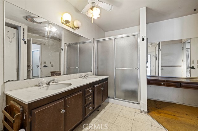 26418 Sand Canyon Road, Canyon Country CA: https://media.crmls.org/medias/bb5e55f4-e2e3-4ebb-bd3e-d62ad7a1738e.jpg