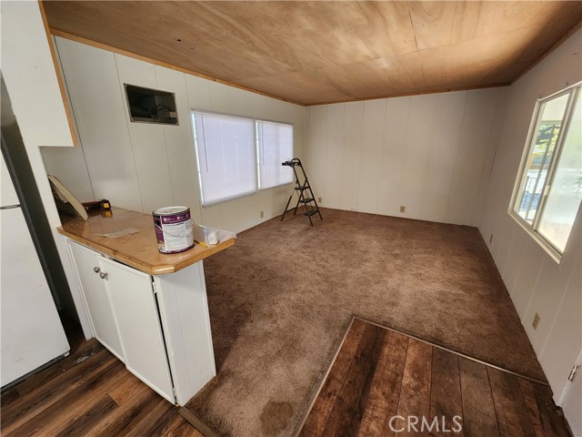 49832 Road 426, Oakhurst CA: https://media.crmls.org/medias/bb5e7a4b-5824-48b5-b1db-f7af4d9932a7.jpg