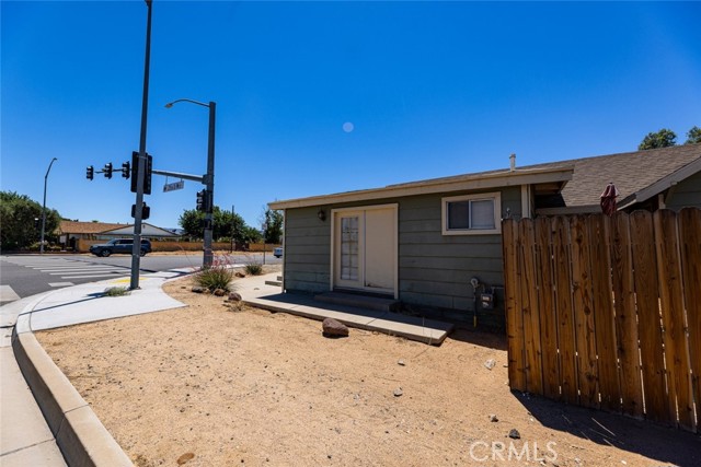 Detail Gallery Image 14 of 16 For 2507 W Avenue L, Lancaster,  CA 93536 - – Beds | – Baths