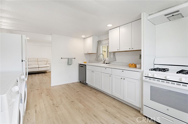 Detail Gallery Image 19 of 39 For 1660 Whittier Ave. #35 #35,  Costa Mesa,  CA 92627 - 2 Beds | 1 Baths