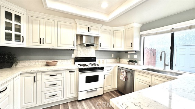 Detail Gallery Image 11 of 38 For 2600 Huntington Dr #E,  Duarte,  CA 91010 - 3 Beds | 2/1 Baths