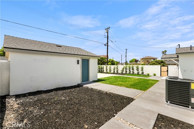 23401 Anza Ave, Torrance CA: https://media.crmls.org/medias/bb60135c-8b37-4c14-8388-b391338ed2b2.jpg