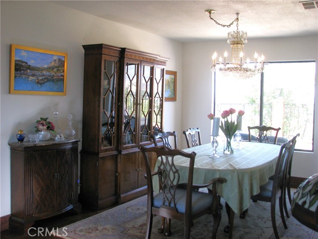 Detail Gallery Image 19 of 72 For 10451 Ormond St, Shadow Hills,  CA 91040 - 3 Beds | 2/1 Baths