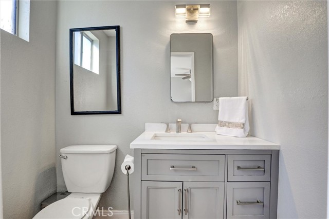 Detail Gallery Image 7 of 9 For 10572 Ketch Ave, Garden Grove,  CA 92843 - 3 Beds | 1/1 Baths