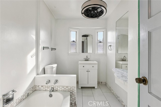 Detail Gallery Image 28 of 47 For 6539 Blucher Ave, Van Nuys,  CA 91406 - 3 Beds | 2 Baths