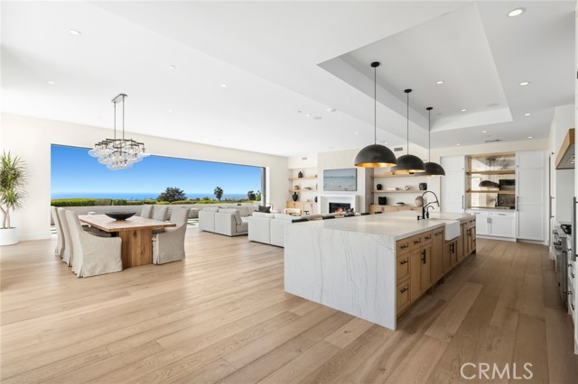 Detail Gallery Image 6 of 36 For 2 Twin Lakes Cir, Corona Del Mar,  CA 92625 - 4 Beds | 4/1 Baths