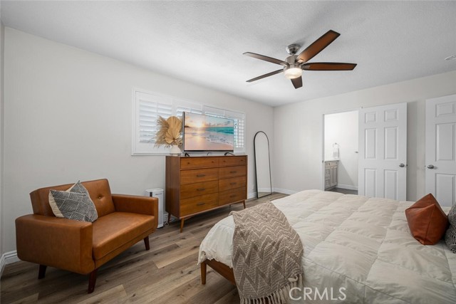 226 Grand, Long Beach CA: https://media.crmls.org/medias/bb61ec59-112b-44dc-955b-a8c999a4bd59.jpg