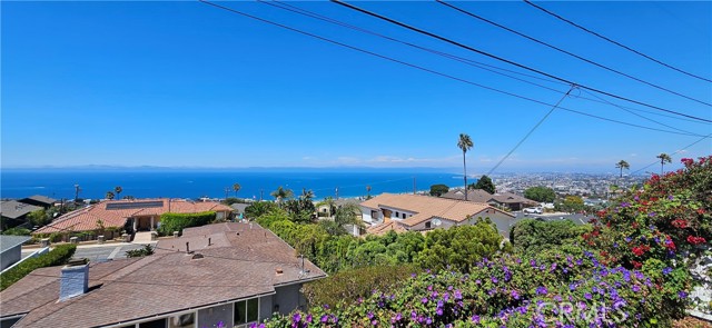 417 Via La Soledad, Redondo Beach CA: https://media.crmls.org/medias/bb61ecfe-f3a2-4c98-82a3-78dc6a8ebbe3.jpg
