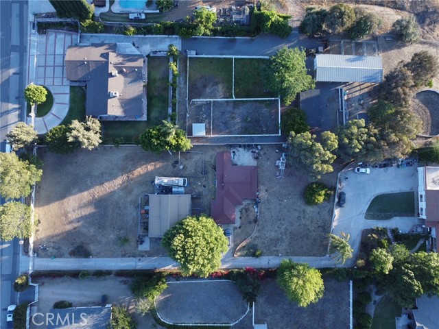 5266 Bluff Street, Norco CA: https://media.crmls.org/medias/bb62c7f7-de1f-440a-bc33-425446aa9ae5.jpg