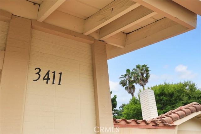 Detail Gallery Image 4 of 34 For 3411 Holmes Cir, Hacienda Heights,  CA 91745 - 3 Beds | 2 Baths